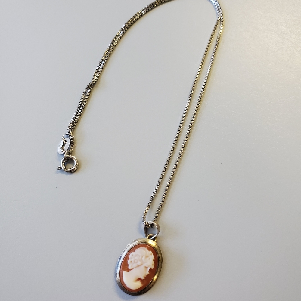 Sterling Silver Cameo Necklace